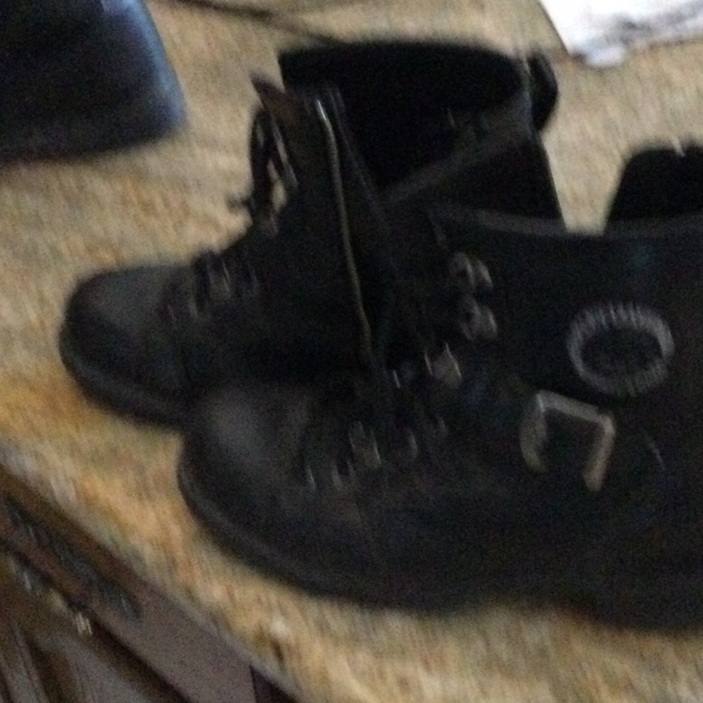Motorcycle Riding Boots - Picture 2 of 5